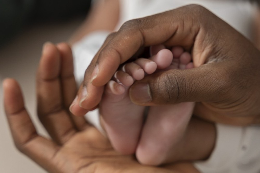 Senado pode votar em 2025 projeto de lei que amplia de 120 para 180 dias as licenças maternidade 